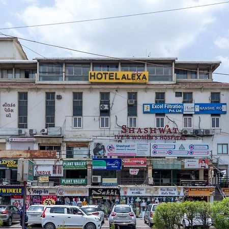 Hotel Alexa By Abc Ахмедабад Екстер'єр фото